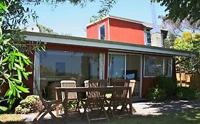 Moeroa - Wharewaka Holiday Home